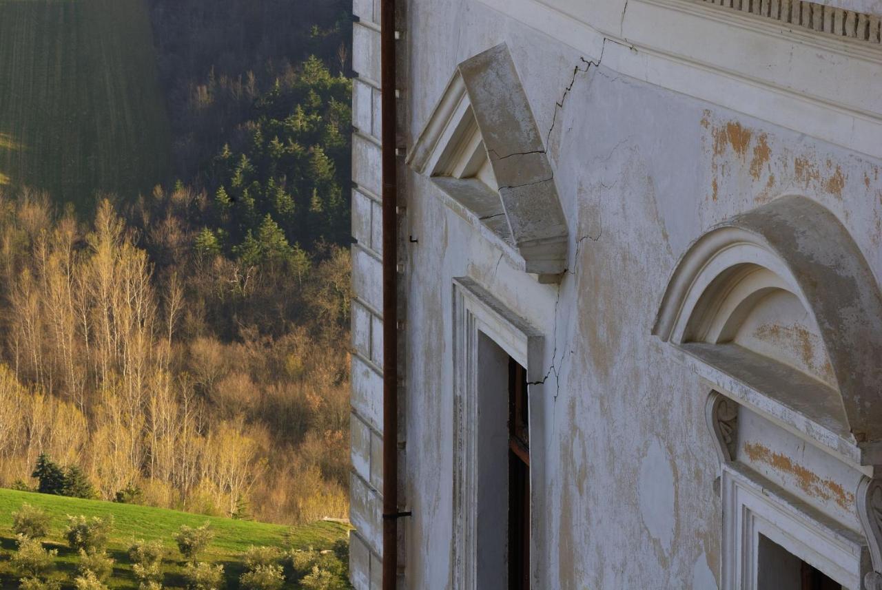 Zunica Ospitalita Dal 1880 Hotel Civitella Del Tronto Exterior foto