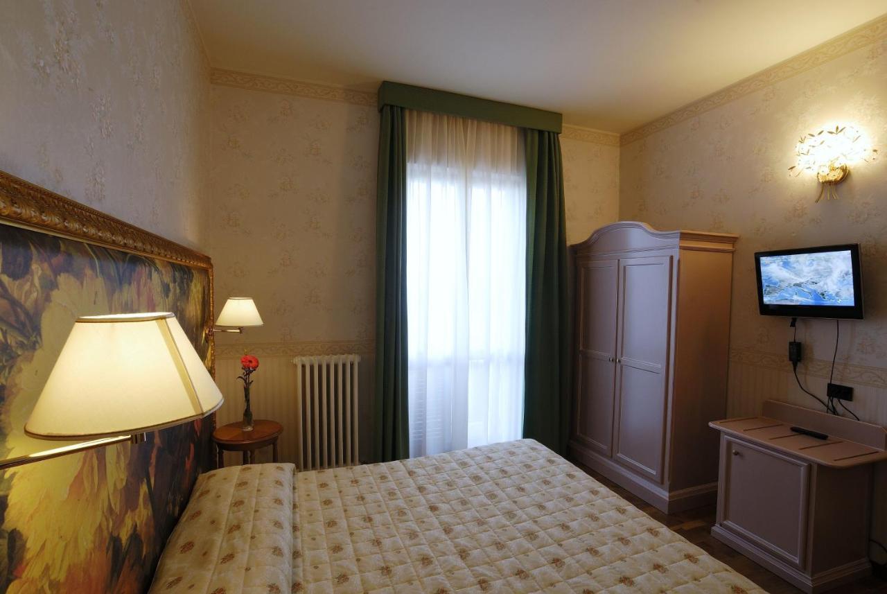 Zunica Ospitalita Dal 1880 Hotel Civitella Del Tronto Cameră foto